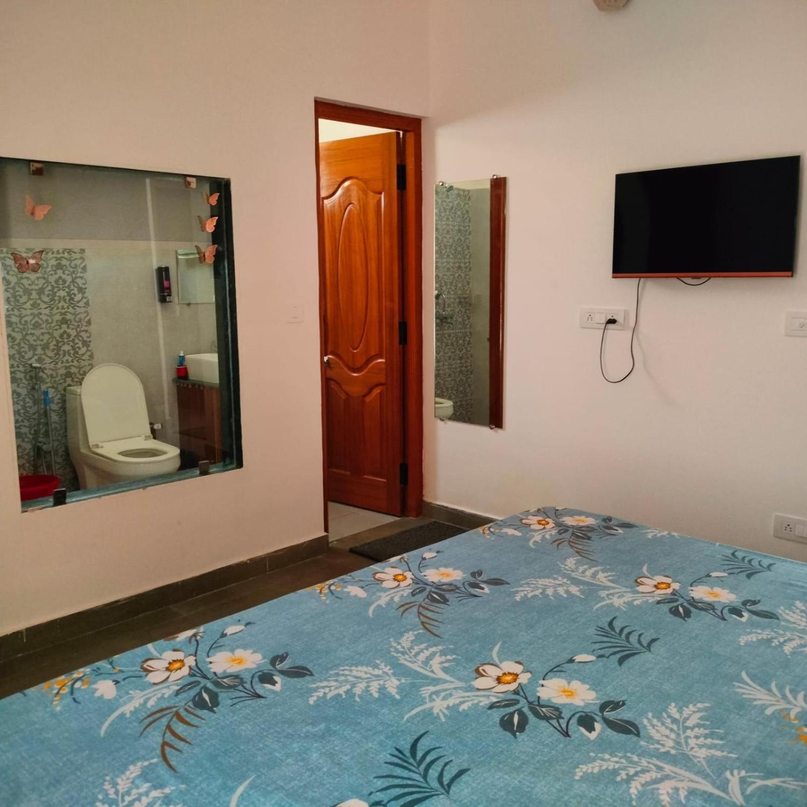 Winter Woods Cottages - 3-Bedroom Homestay Shitlakhet Luaran gambar